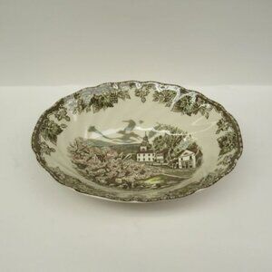Johnson Bros. England The FRIENDLY VILLAGE Village Green 9 In Oval Serving Bowl
